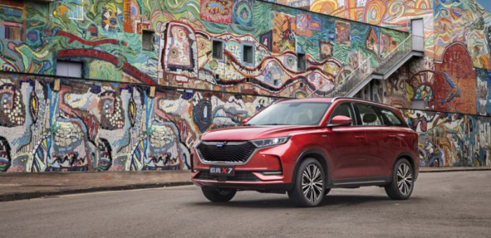 長安歐尚X7發(fā)布 預(yù)售價7.99-11.99萬元