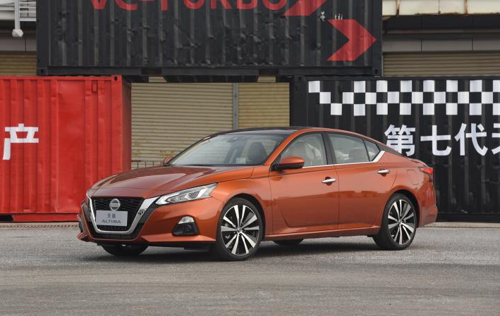 2020款東風(fēng)日產(chǎn)天籟上市 售價(jià)17.98萬起