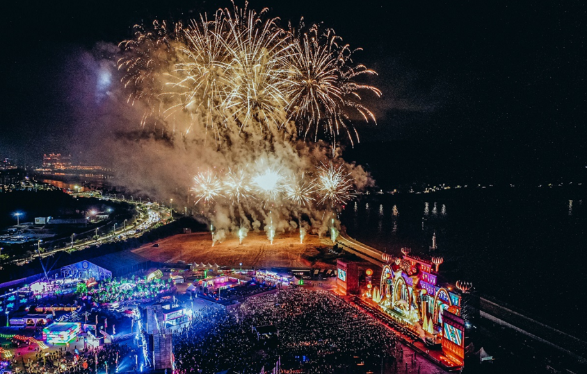 采用多層次的X造型 思皓E20X亮相電音派