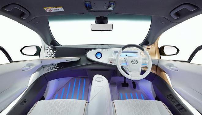 2020CES：續(xù)航約300km 豐田L(fēng)Q概念車(chē)亮相