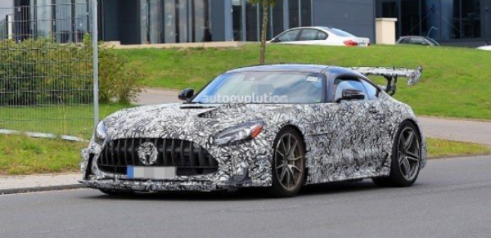 超700馬力 全新奔馳AMG GT諜照?qǐng)D曝光 