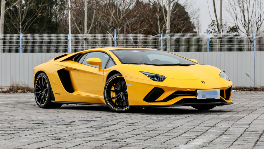 存在熄火隱患 大眾召回90輛Aventador S汽車