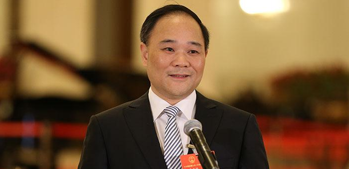 李書(shū)福：建議將汽車(chē)消費(fèi)稅征收環(huán)節(jié)后移