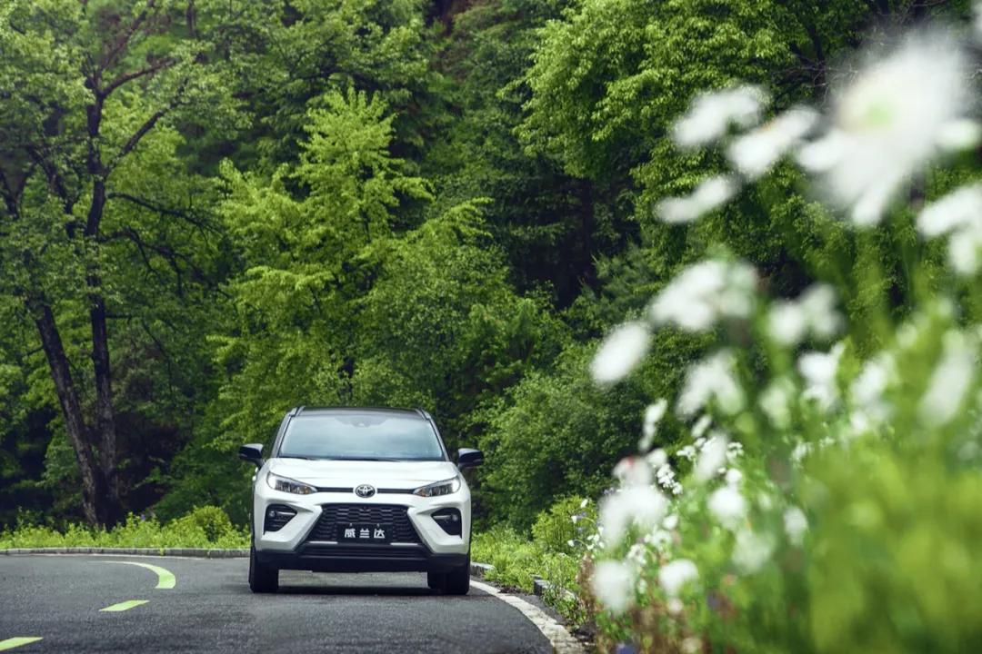 比大哥漢蘭達(dá)駕駛感更好 威蘭達(dá)越野體驗(yàn)