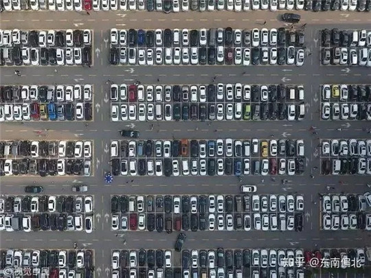 疫情，汽車降薪裁員,車企自救，海外疫情