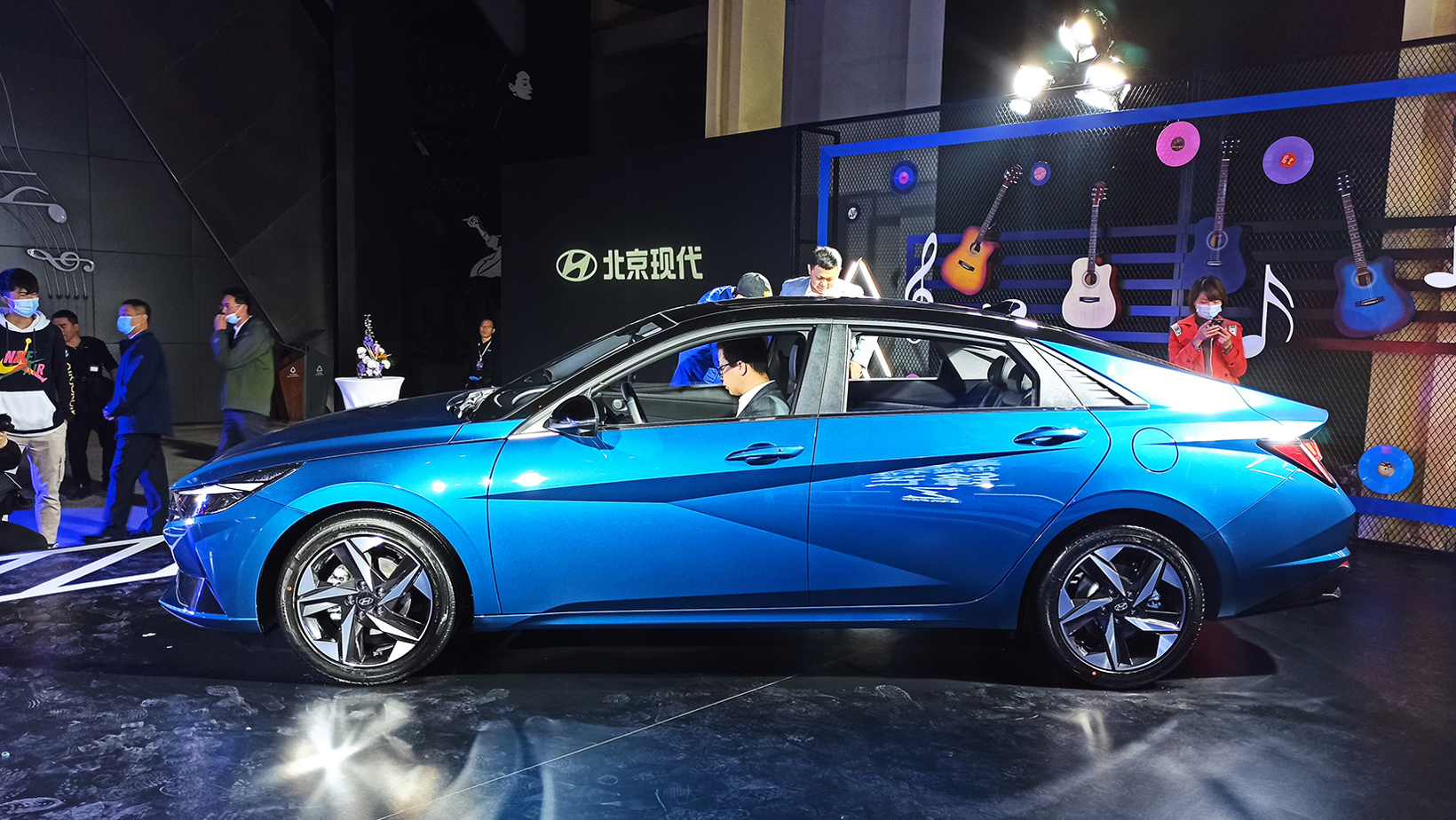 新車，家用轎車,空間,省油