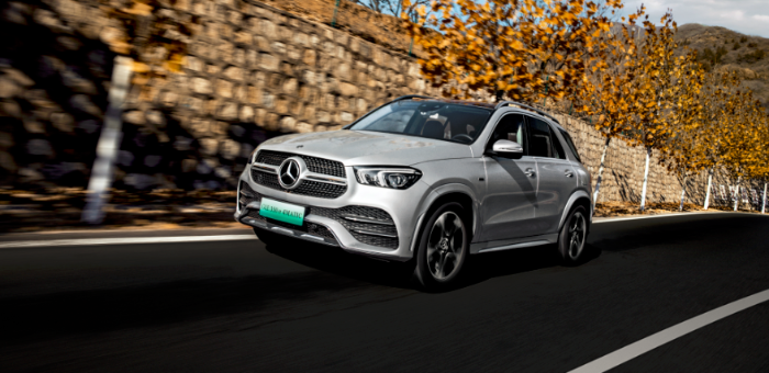 GLE插電混動SUV/轎跑SUV上市 奔馳加速電動化