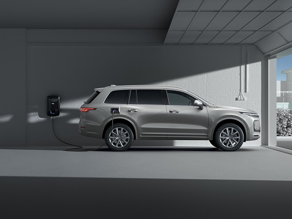 理想,融資 理想,融資