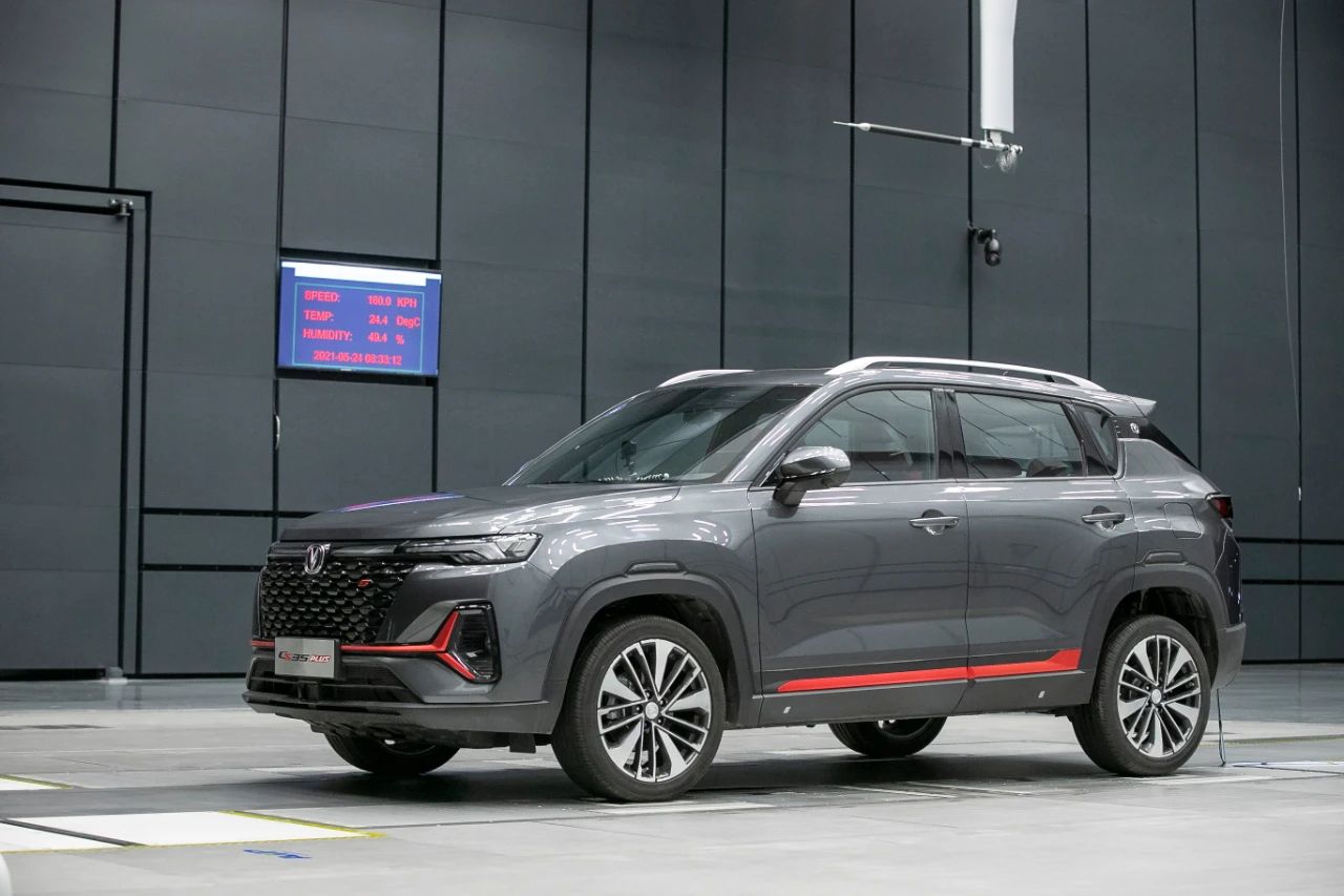 全新CS35PLUS面對14級“颶風(fēng)”仍保持安靜