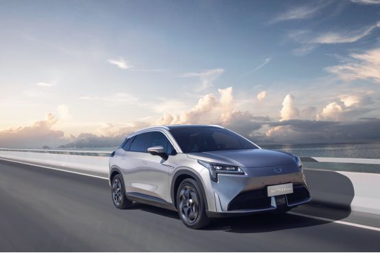 續(xù)航超1000公里 廣汽AION LX Plus車展首發(fā)