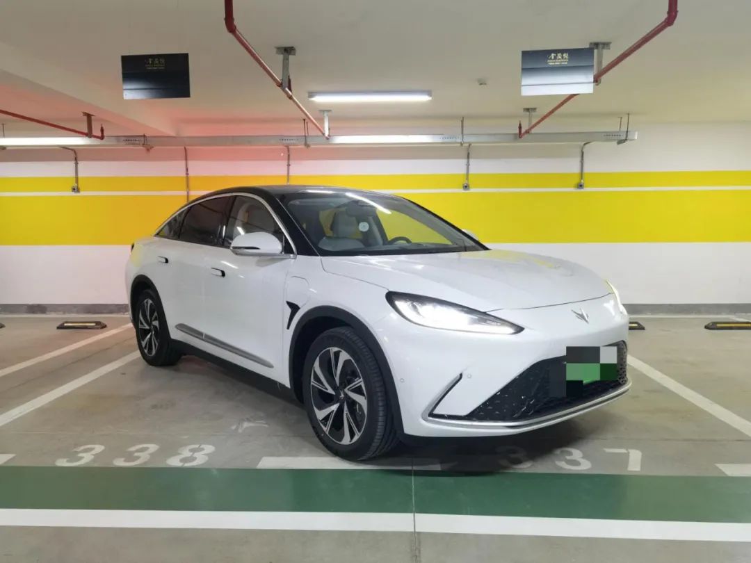 接近30萬，為什么車主選擇了極狐阿爾法S？