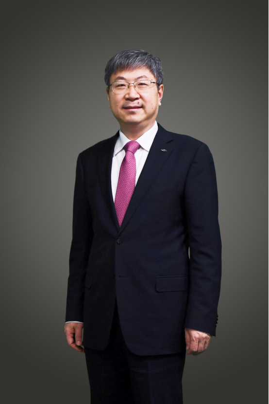 尹同躍兩會提13項議案 聚焦新能源、國際貿(mào)易等