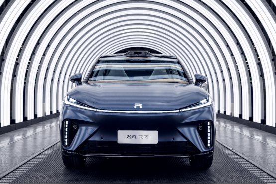 飛凡R7首批預(yù)制量產(chǎn)車(chē)下線 下半年開(kāi)始交付