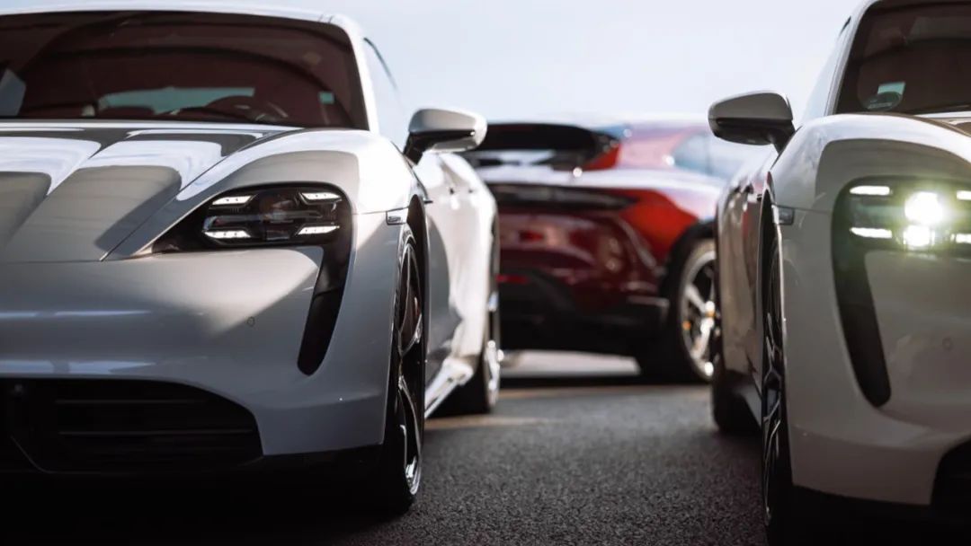 保時(shí)捷2021年?duì)I收331億歐元 同比增長(zhǎng)27%