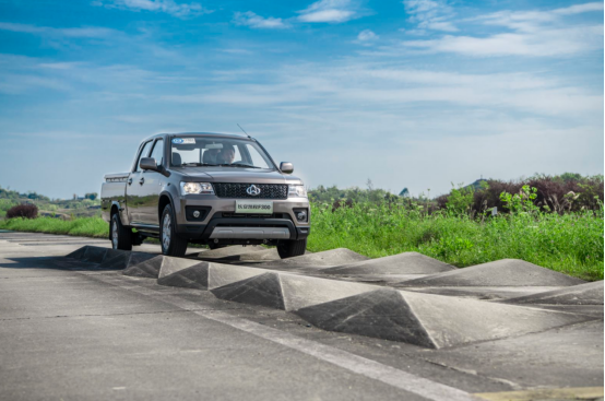 加厚貨箱裙板 長安凱程F300售6.09-6.39萬元