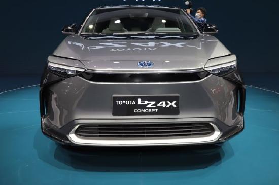 豐田首款純電動汽車在日本上市，僅供租賃