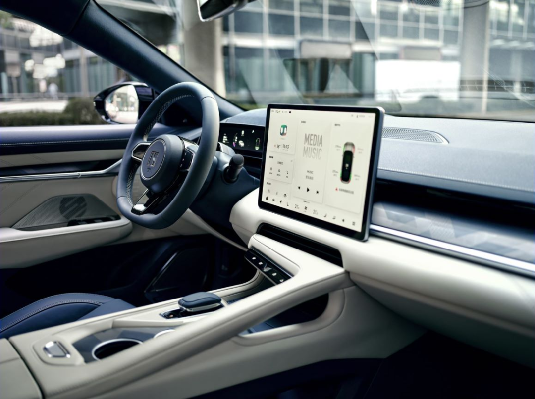 極氪投3億元為新老用戶升級8155智能座艙