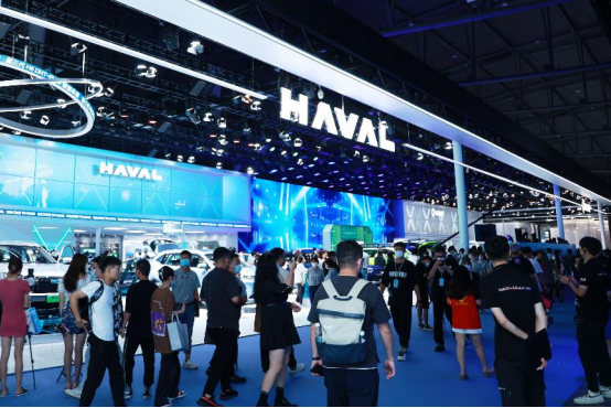 新能源矩陣來襲 長城汽車電力燃炸成都車展