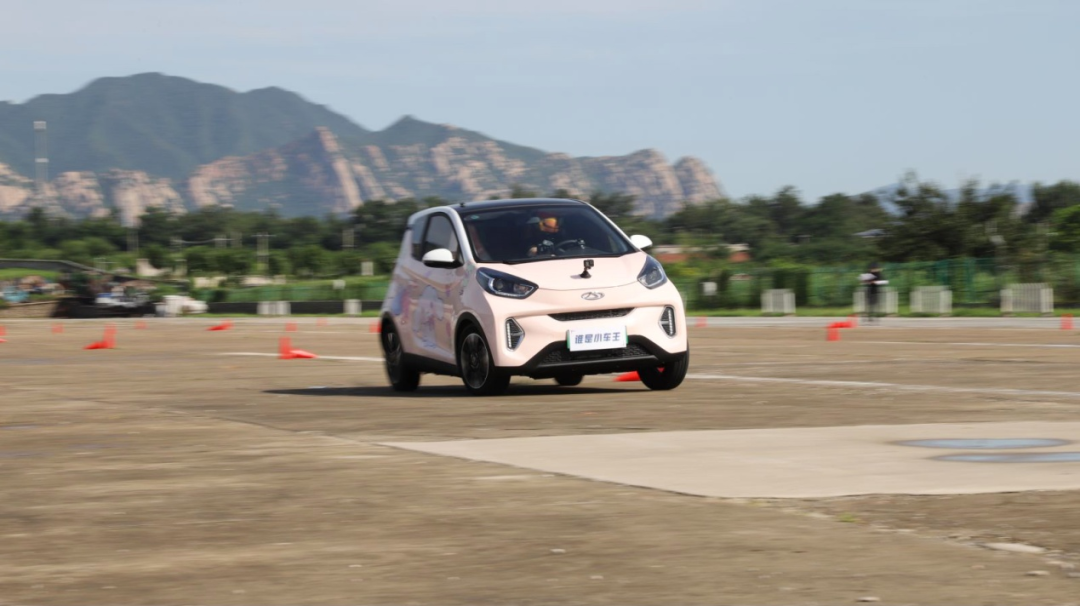 新能源車為何持續(xù)熱銷？“誰是小車王”橫評透露玄機(jī)