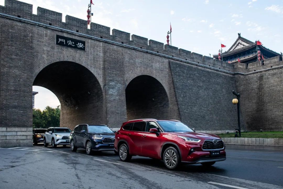 試駕全新漢蘭達(dá)380T：配置升級(jí)，換裝發(fā)動(dòng)機(jī)