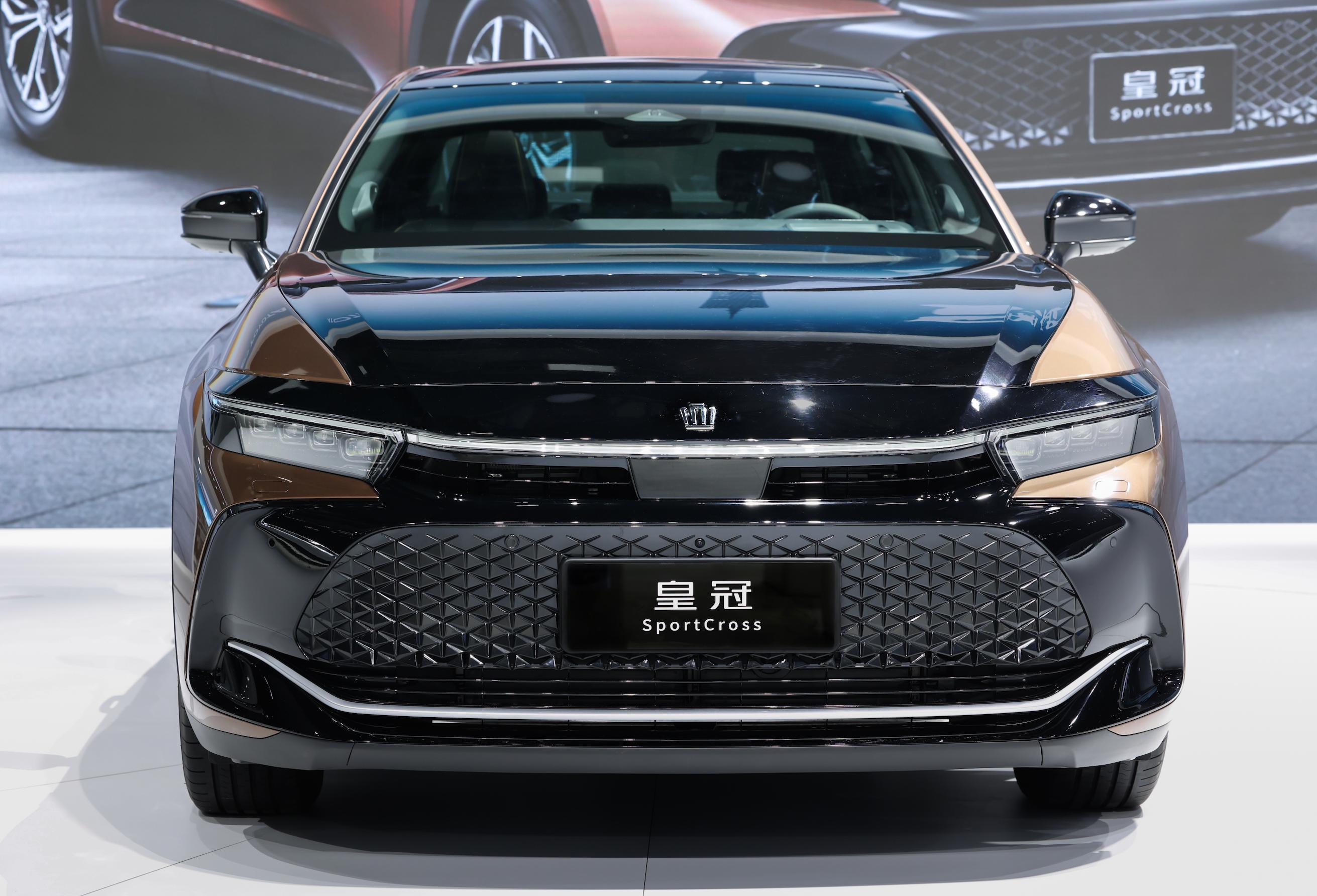 36.90萬元起 皇冠Sport Cross廣州車展開啟預(yù)售