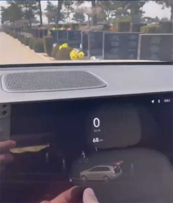 汽車圈3月29日要聞：理想回應無人陵園雷達顯人影