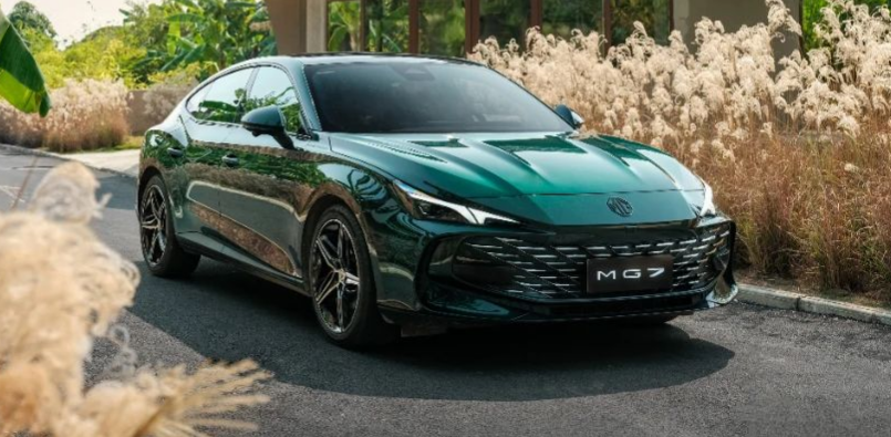 對(duì)合資競(jìng)品“直線超車”，MG7上市11.98萬(wàn)元起售