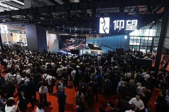 爭(zhēng)先恐后趕電動(dòng)末班車(chē)，上海車(chē)展這盛世如你所愿？
