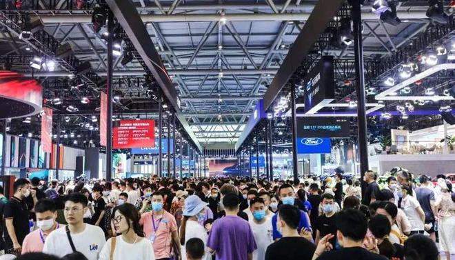 省心出行已是大勢(shì)所趨，2023重慶車展混動(dòng)車“唱主角”