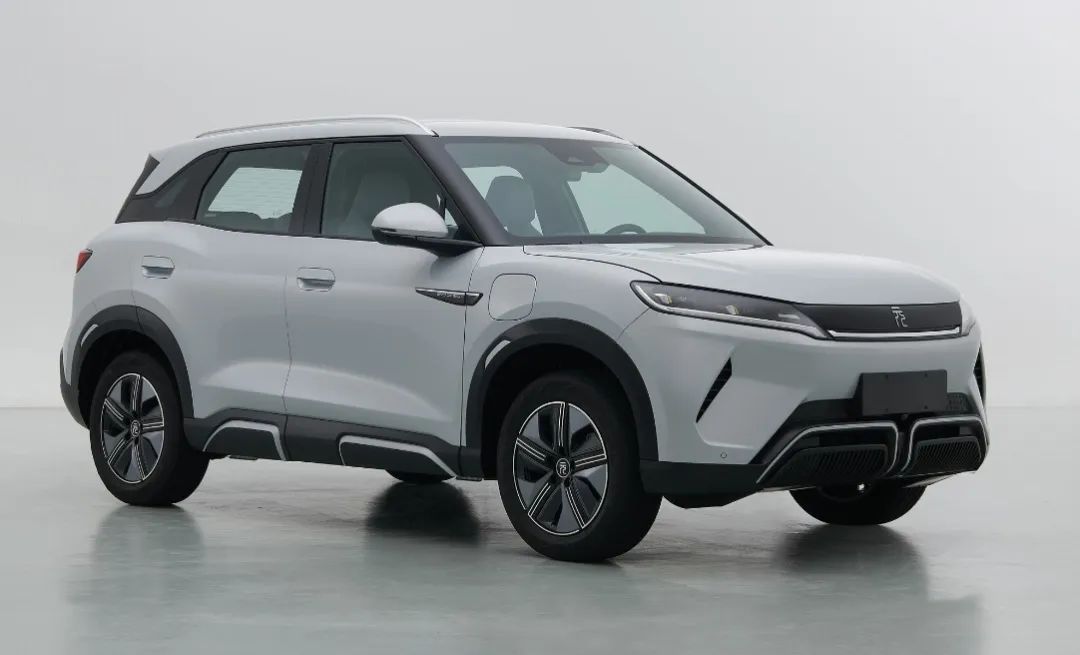 工信部車展收官2023，仰望超跑大戰(zhàn)吉利“空客”