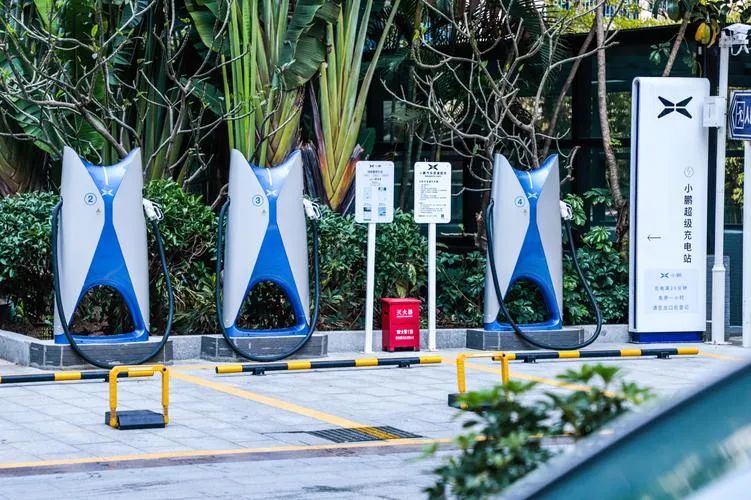 充電樁“霸位”惹眾怒，交管與車企加大處罰力度？