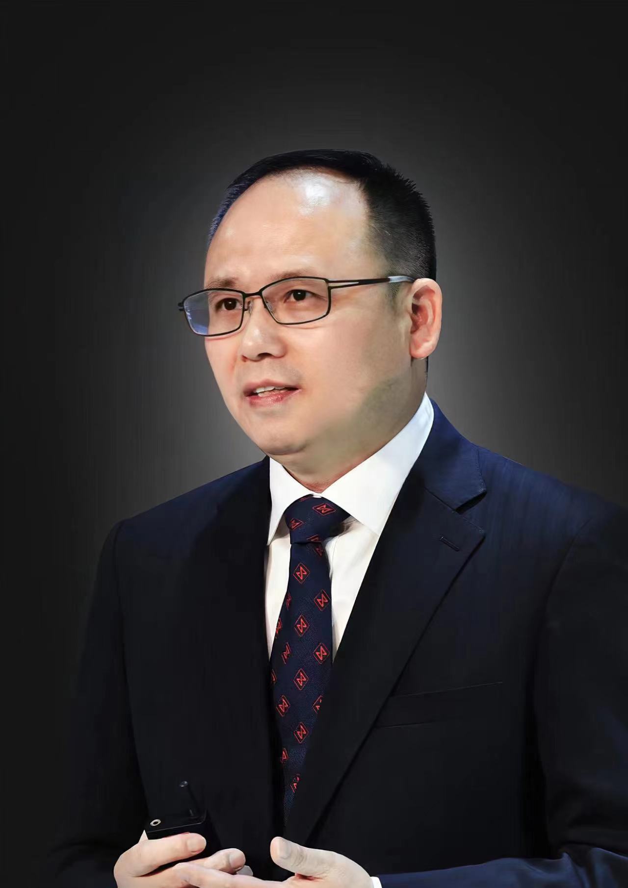 江鈴股份高層調(diào)整：衷俊華接替金文輝任黨委書記和第一執(zhí)行副總裁