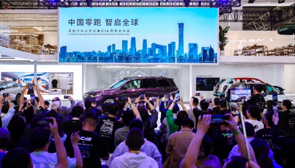 全球首創(chuàng)MPSUV 零跑C16開(kāi)啟預(yù)售，掀起2024北京車展SUV新熱潮