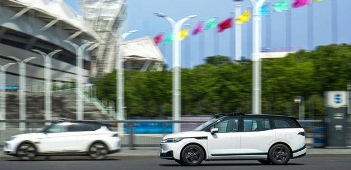 成本降一半，百度第六代無人車為何拉上江鈴集團(tuán)新能源？
