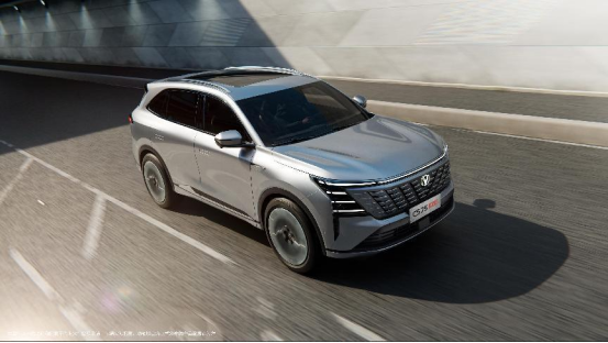 大五座智慧SUV 長安第四代CS75PLUS外觀內(nèi)飾皆升級