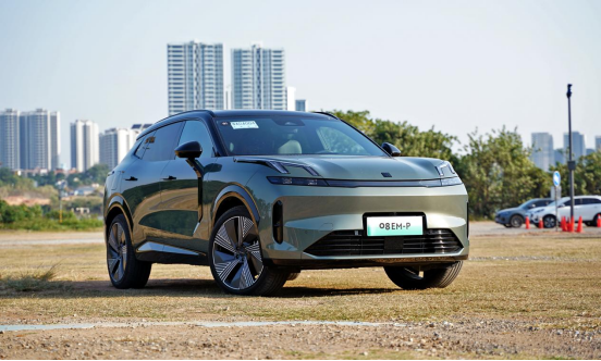 2025款領(lǐng)克08 EM-P體驗如何？