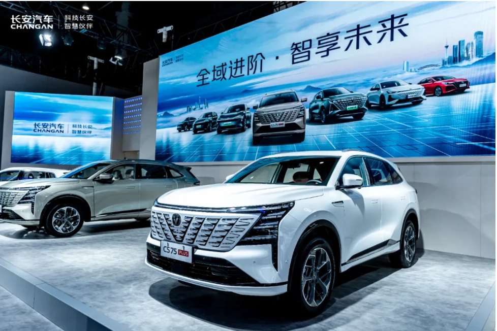 車圈“黑悟空”現(xiàn)身！長安與華為共弈智能汽車大局