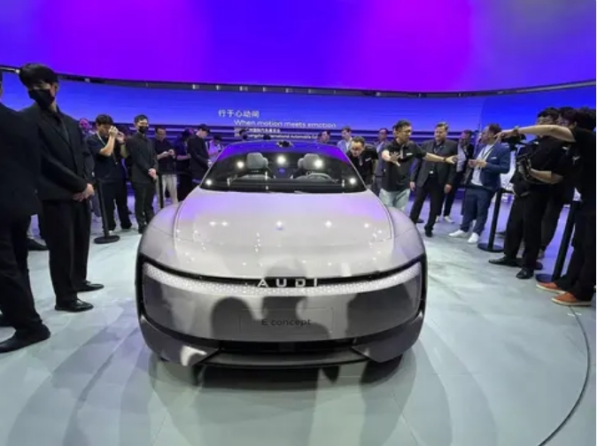 AUDI E概念車亮相廣州車展 量產(chǎn)版2025年亮相