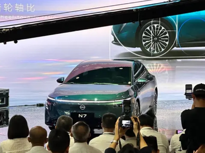 東風(fēng)日產(chǎn)N7廣州車展首發(fā)亮相 搭高階智駕