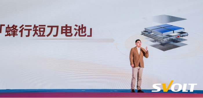 蜂巢能源“進窄門”，發(fā)布多款新品類破解行業(yè)內卷