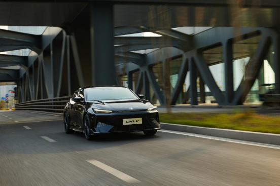 長安三車煥新價格及權益發(fā)布 新款UNI-V系列7.69萬元起