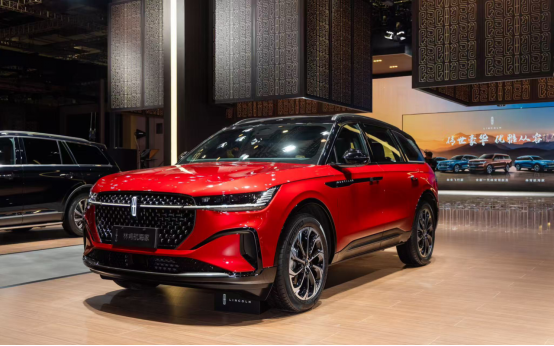 全新林肯領(lǐng)航員首發(fā)限量版上海車展上市 125.8萬起售