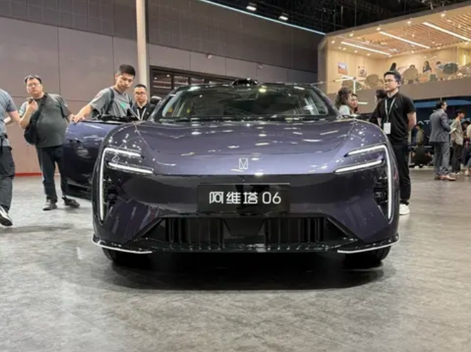 阿維塔06上海車展亮相 20.99萬元起售