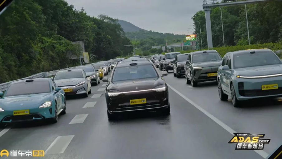 把吹上天的智駕打回原形，懂車帝對車企的這波打臉很及時