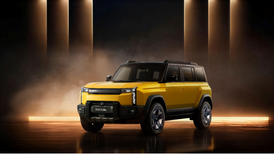 風(fēng)云X3L開啟預(yù)售 奇瑞31款重磅車型登陸成都車展 