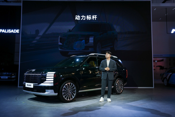 新一代帕里斯帝成都車展預(yù)售 29.38萬元起