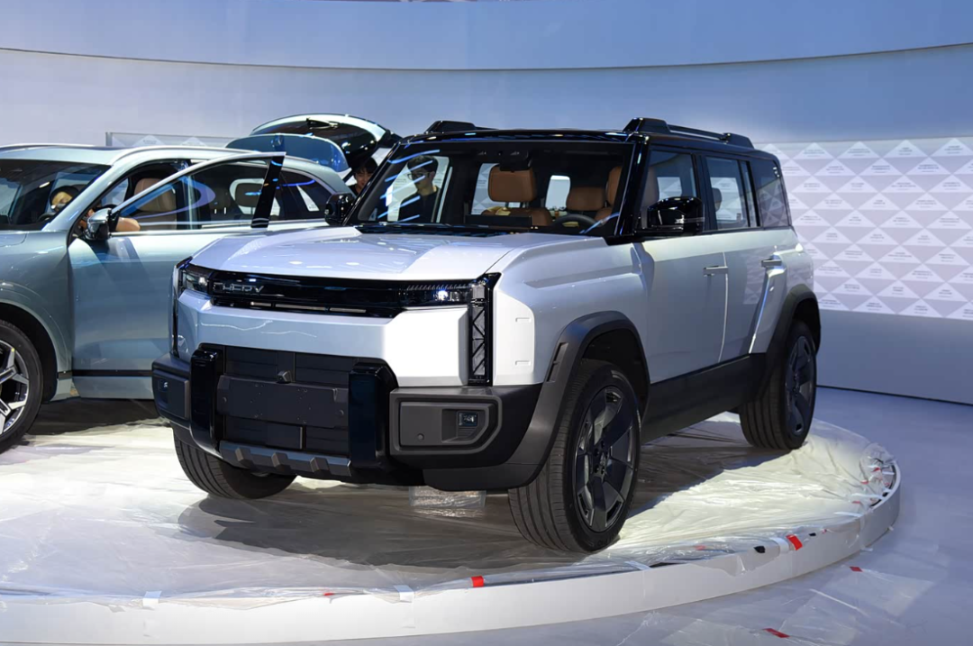 “紅?！笔袌鲆廊挥行隆盎印?，2025成都車展重磅SUV全面看